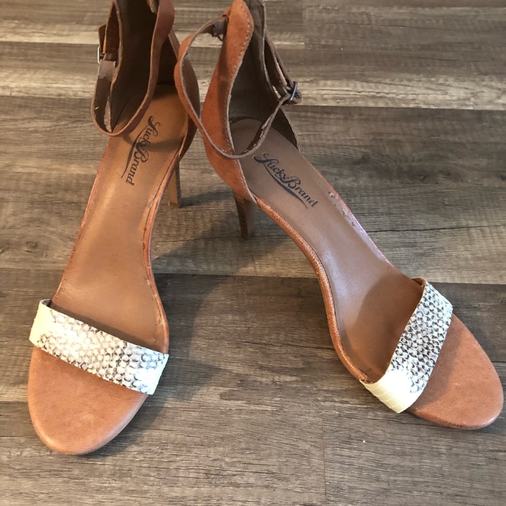 Lucky Brand sz8 natural leather heels
